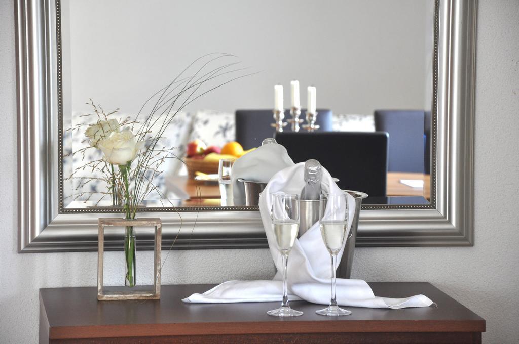 Hotel Muehleinsel ケンツィンゲン 部屋 写真