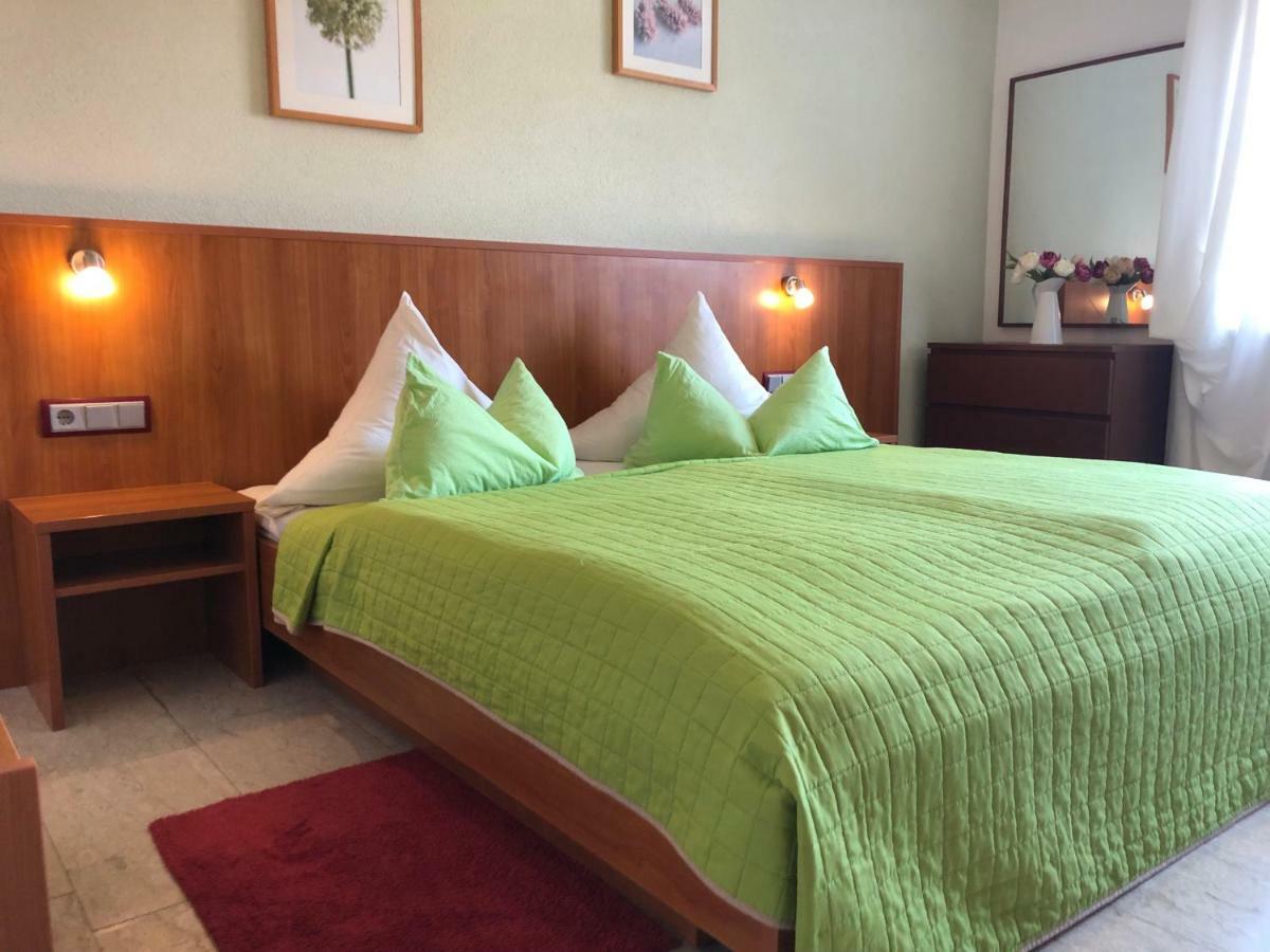 Hotel Muehleinsel ケンツィンゲン エクステリア 写真