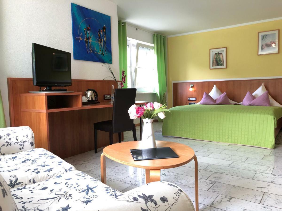 Hotel Muehleinsel ケンツィンゲン エクステリア 写真